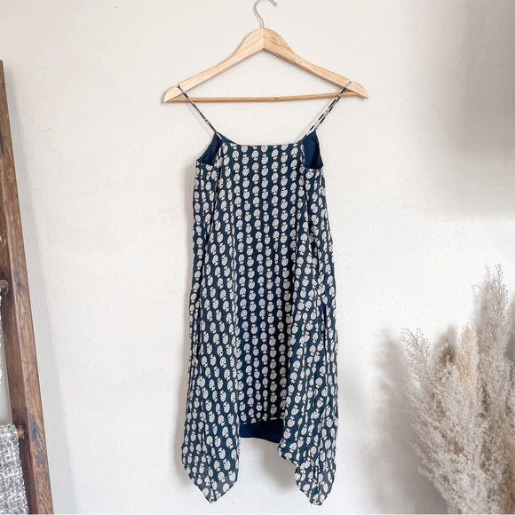 Madewell | Silk Trapeze Cami Dress in Bloomstamp - Picture 2 of 10